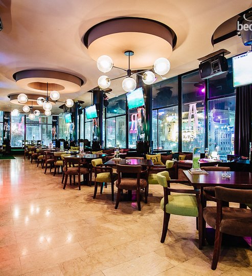 Restoran square five