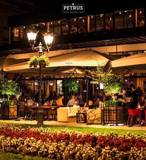 Petrus caffe galery novi sad